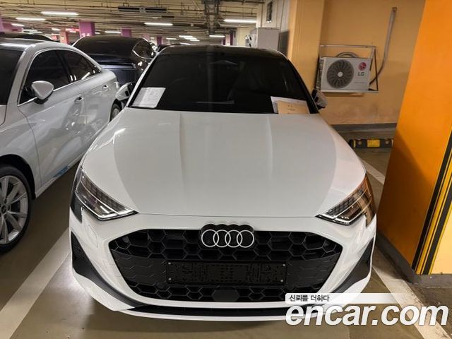 Audi A3 40 TFSI — пробег 1 км — фото 3 из 5