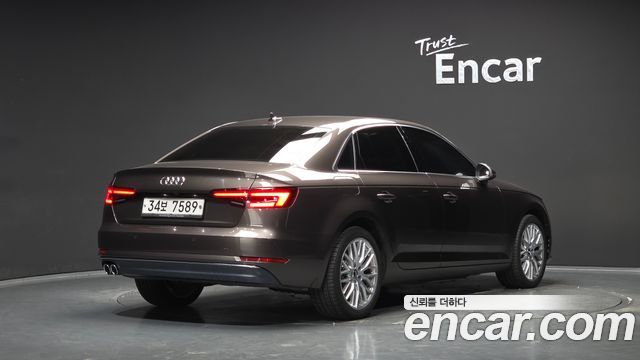 Audi A4 35 TDI Quattro Premium — пробег 98 822 км — фото 2 из 5