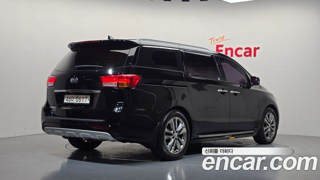 Kia Carnival из Кореи Encar