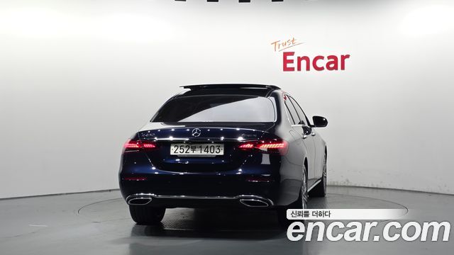Mercedes-Benz E-Class из Кореи Encar
