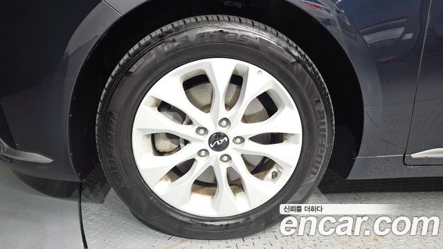 Kia K8 из Кореи Encar