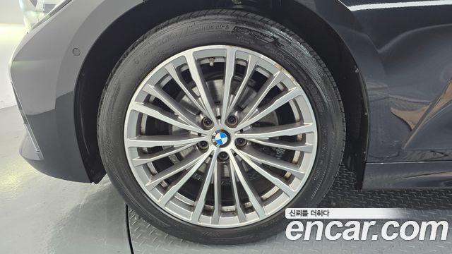 BMW 3-Series из Кореи Encar