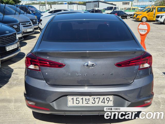 Hyundai AVANTE 1.6 LPi Smart(Rental) — пробег 79 878 км — фото 4 из 5