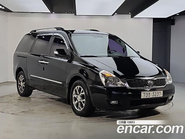 Kia Carnival Grand Carnival GLX Luxury — пробег 105 318 км — фото 2 из 5