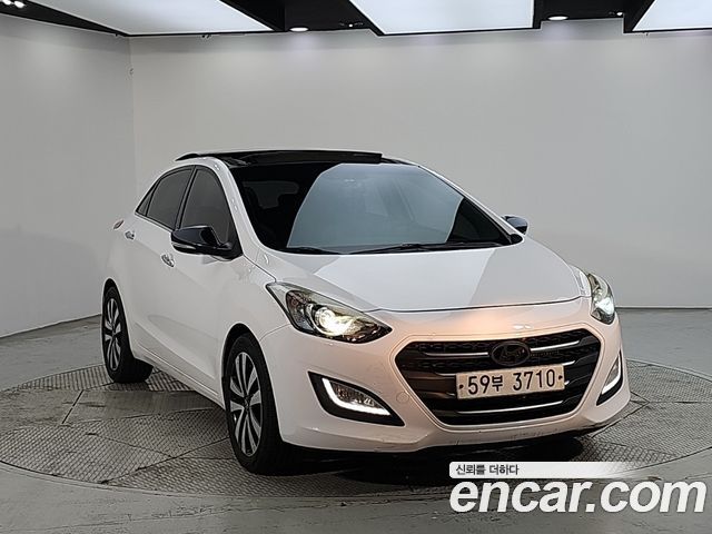 Hyundai i30 Diesel 1.6 PYL — пробег 166 000 км — фото 2 из 5
