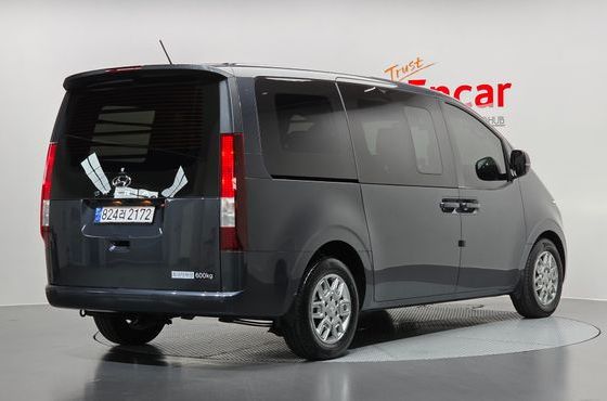 Hyundai Staria Cargo 5-Seater Modern — пробег 57 397 км — фото 2 из 5