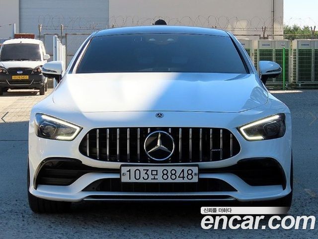 Mercedes-Benz AMG GT 4Door 43 4MATIC+ — пробег 43 339 км — фото 1 из 3