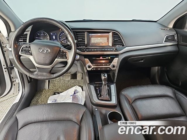 Hyundai AVANTE из Кореи Encar