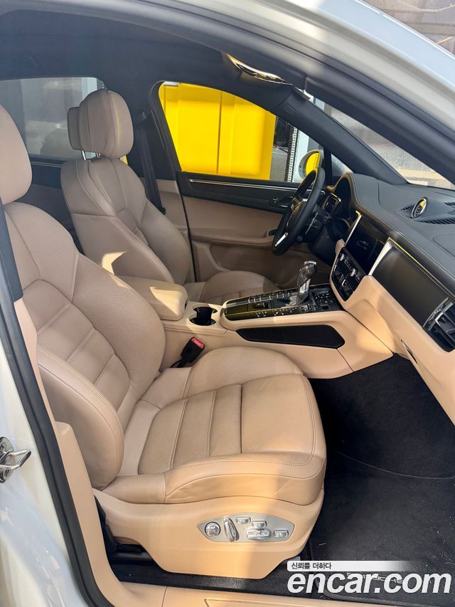 Porsche Macan из Кореи Encar