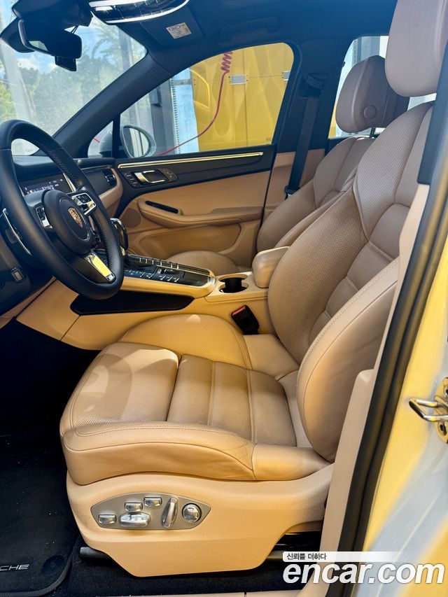 Porsche Macan из Кореи Encar