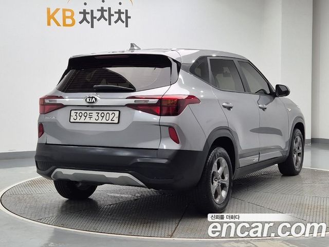Kia Seltos из Кореи Encar
