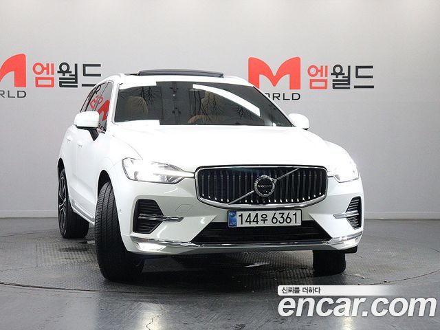 Volvo XC60 B6 Ultra Bright — пробег 12 287 км — фото 3 из 5