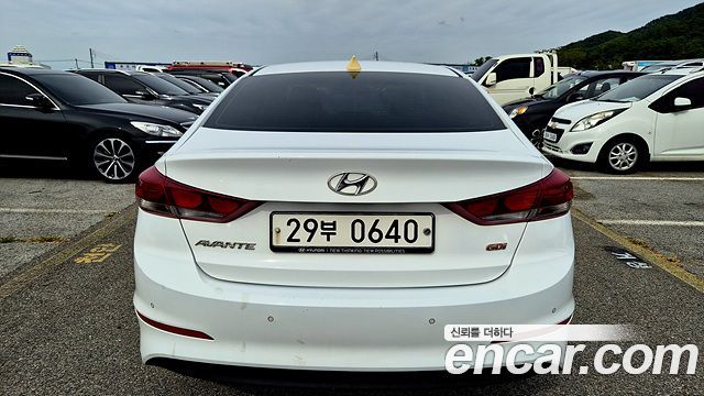 Hyundai AVANTE из Кореи Encar