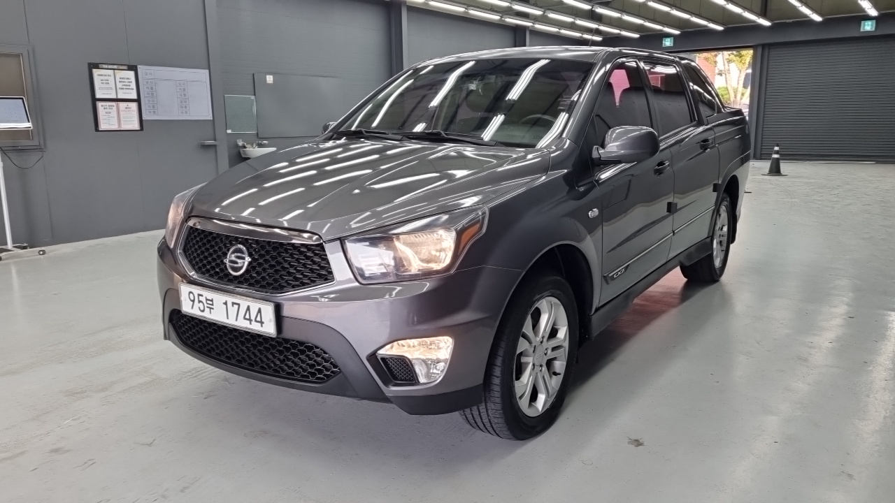 Ssangyong KORANDO CX7 4WD PASSION — пробег 125 813 км — фото 1 из 5