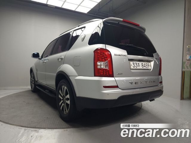 Ssangyong Rexton 2.0 2WD RX7 Luxury — пробег 158 000 км — фото 4 из 5