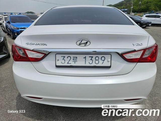 Hyundai Sonata LPi Deluxe — пробег 176 485 км — фото 2 из 5