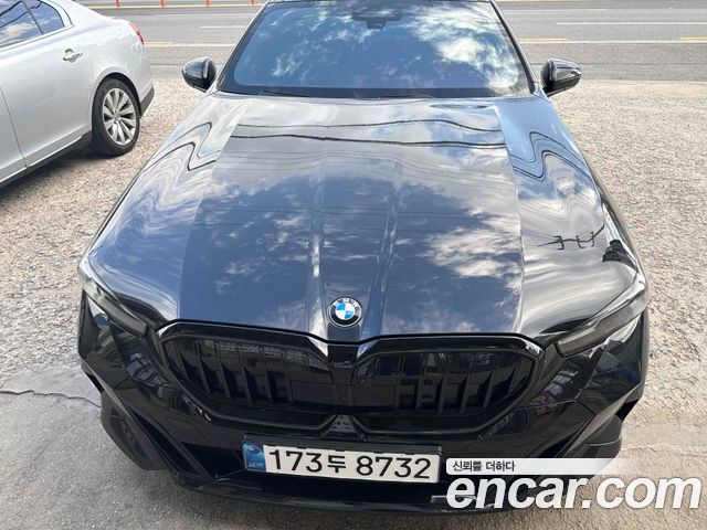 BMW 5-Series 530i xDrive M Sport Pro Special Edition — пробег 16 724 км — фото 3 из 5