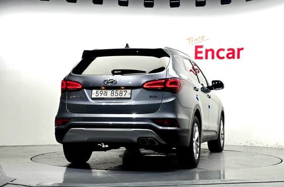 Hyundai Santafe Diesel 2.0 2WD Value Plus — пробег 135 442 км — фото 4 из 5