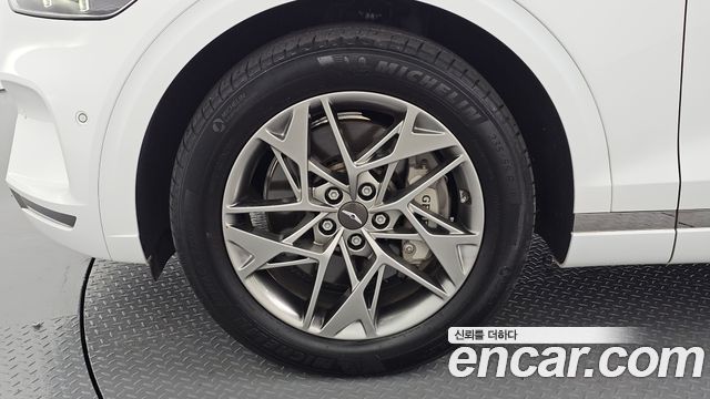Genesis GV70 из Кореи Encar