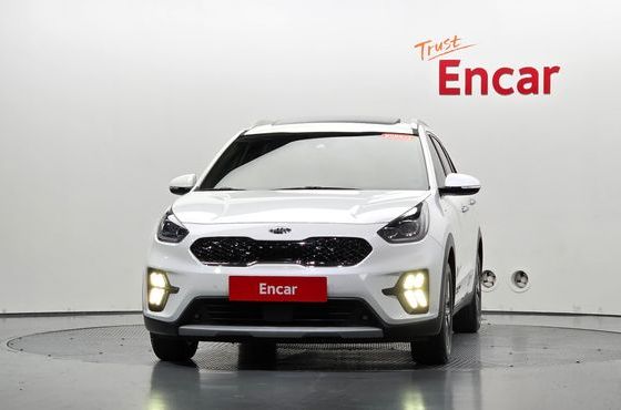 Kia Niro 1.6 PHEV Noblesse Special — пробег 178 025 км — фото 3 из 5