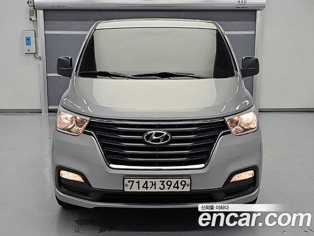 Hyundai Starex Wagon 12-Seater Smart — пробег 93 959 км — фото 2 из 5