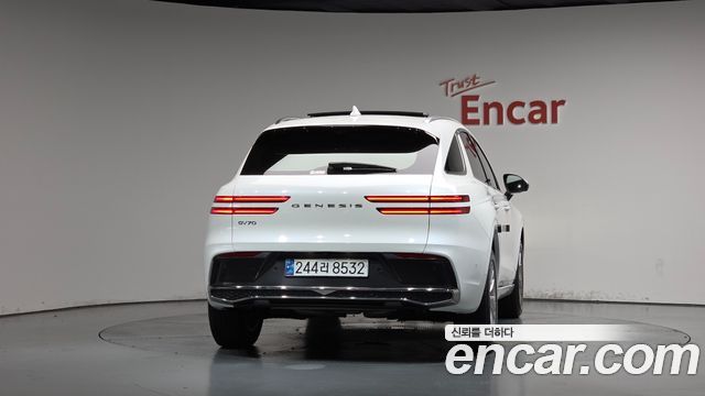 Genesis GV70 из Кореи Encar