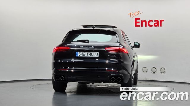 Maserati Grecale из Кореи Encar