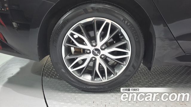 Kia K5 из Кореи Encar