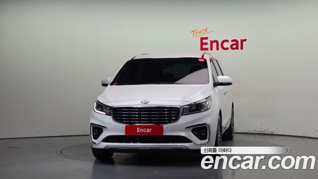 Kia Carnival из Кореи Encar