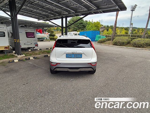 Kia Niro Earth — пробег 68 130 км — фото 4 из 5