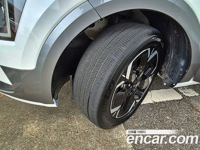 Kia Niro Earth — пробег 68 130 км — фото 5 из 5