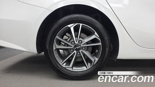 Kia K3 из Кореи Encar