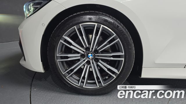 BMW 3-Series из Кореи Encar