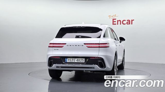 Genesis GV70 из Кореи Encar