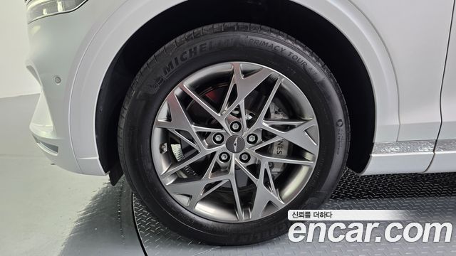 Genesis GV70 из Кореи Encar