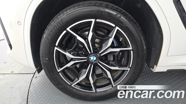 BMW X4 xDrive20i M Sport — пробег 15 539 км — фото 5 из 5