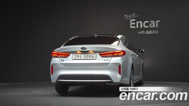 Kia K5 из Кореи Encar