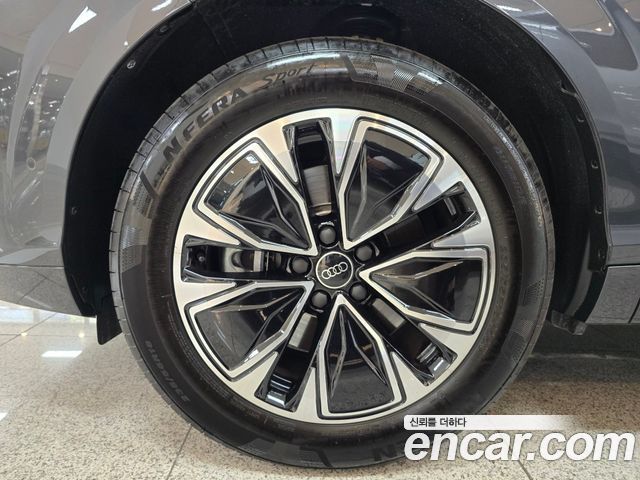 Audi Q3 TFSi Quattro Advanced — пробег 1 628 км — фото 5 из 5