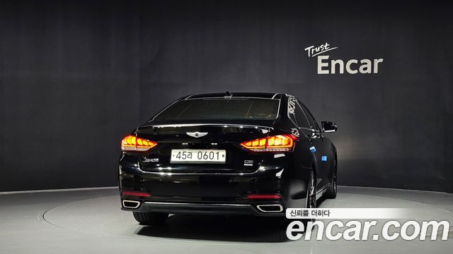 Hyundai Genesis из Кореи Encar