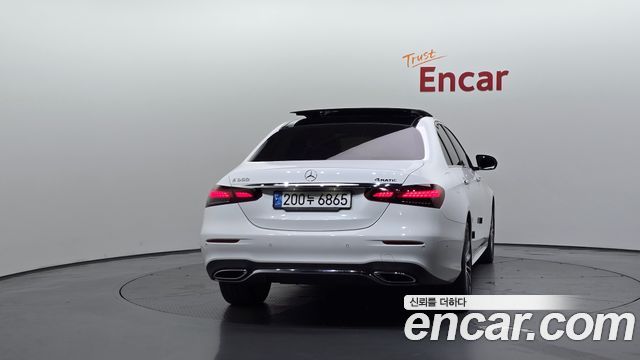 Mercedes-Benz E-Class E350 4MATIC AMG Line — пробег 74 995 км — фото 4 из 5