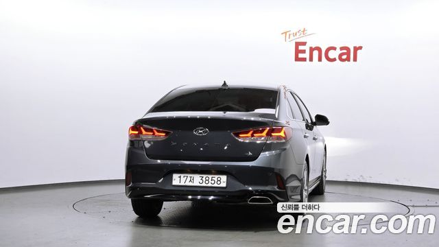 Hyundai Sonata 2.0 Premium Special — пробег 125 597 км — фото 4 из 5