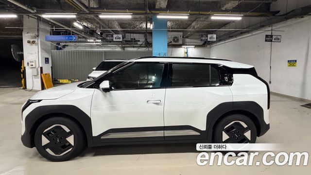 Kia EV3 Long Range 2WD Earth — пробег 920 км — фото 5 из 5
