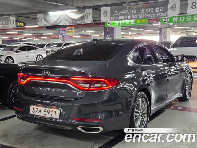 Hyundai Grandeur 2.4 Premium — пробег 130 900 км — фото 4 из 5