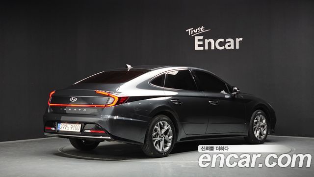 Hyundai Sonata 2.0 Premium Plus — пробег 23 610 км — фото 2 из 5