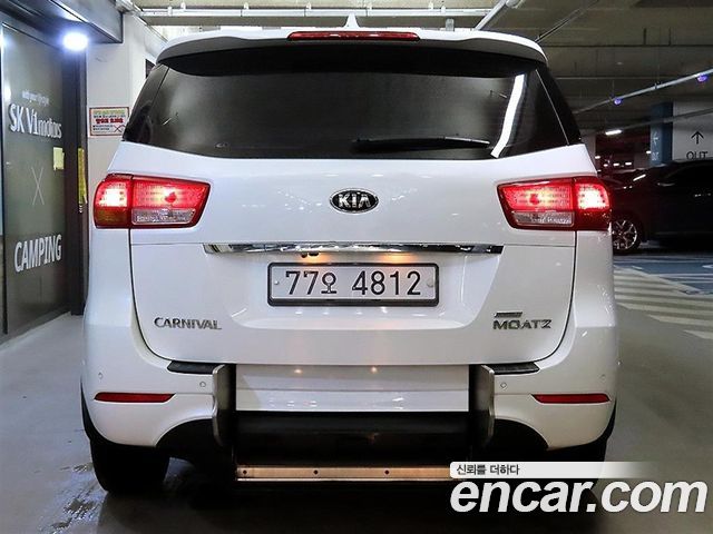 Kia Carnival 6-seater Wheelchair lift — пробег 234 408 км — фото 4 из 5