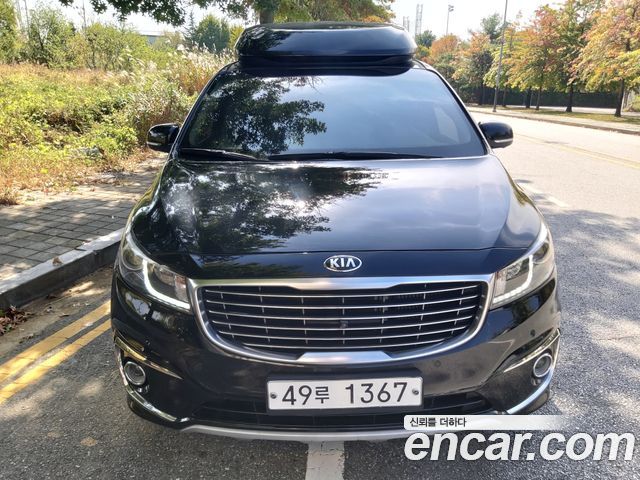 Kia Carnival 9-seater Hi-Limousine Prestige — пробег 180 232 км — фото 3 из 5