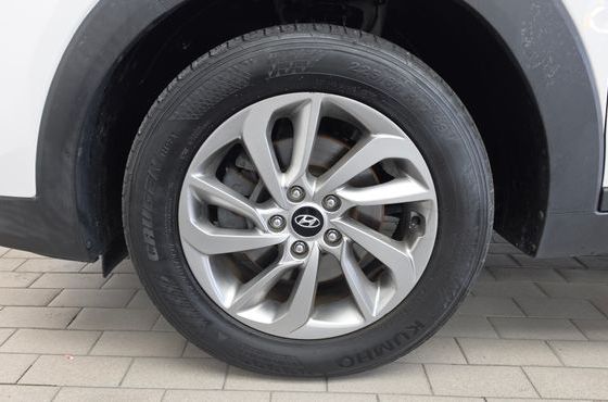 Hyundai Tucson Diesel 1.7 2WD Modern — пробег 181 380 км — фото 5 из 5