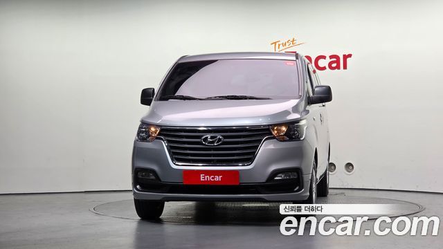 Hyundai Starex Wagon 12-Seater Modern — пробег 18 476 км — фото 3 из 5