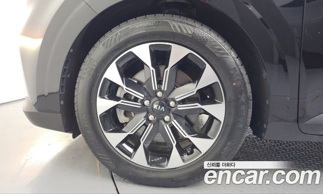 Kia Carnival Gasoline 7-Seater Signature — пробег 56 370 км — фото 5 из 5