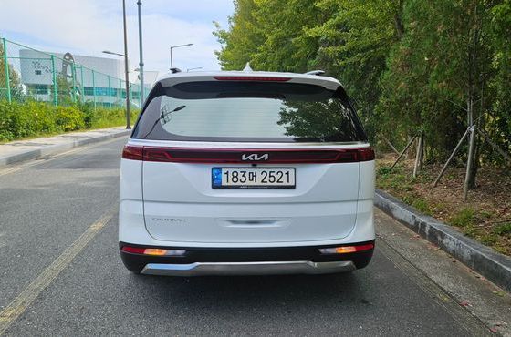 Kia Carnival Diesel 7-Seater Signature — пробег 64 579 км — фото 2 из 5